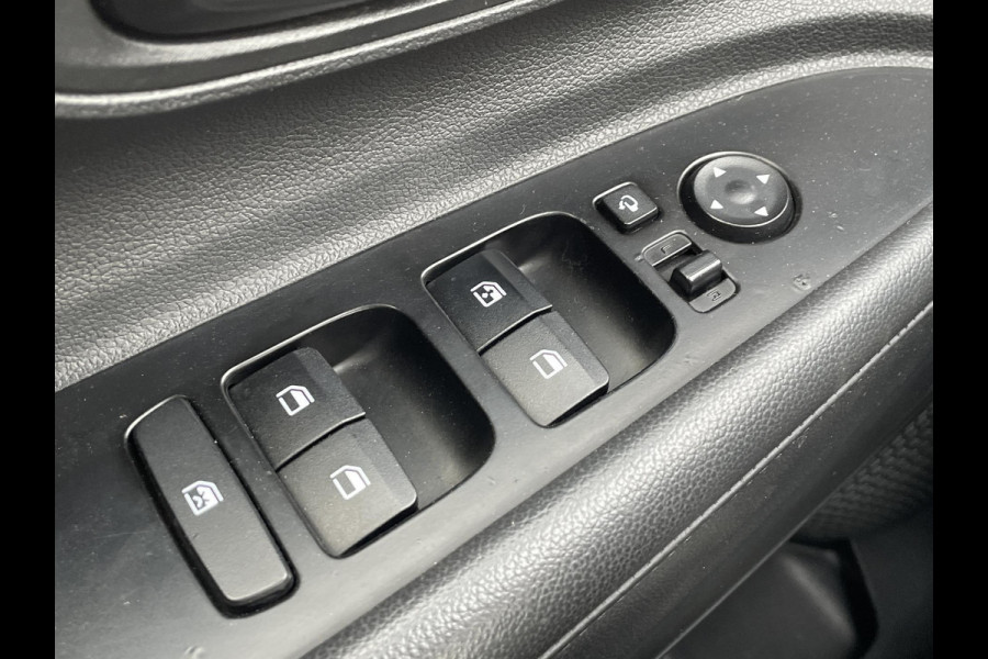 Hyundai i20 1.0 T-GDI Comfort | automaat | zwart dak | Apple Carplay/Android Auto | airco | cruise control | blind-spot