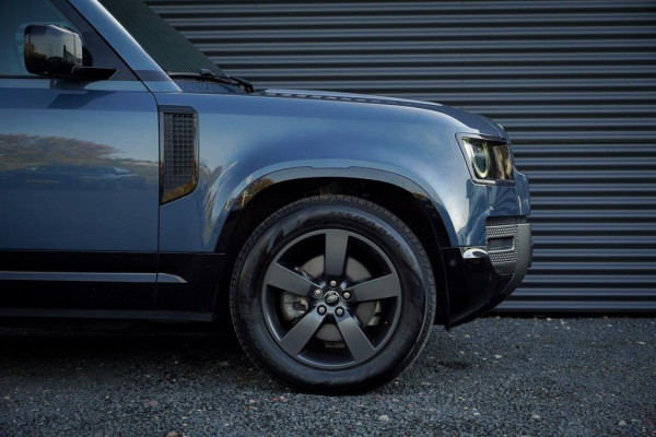 Land Rover Defender 3.0 D250 110 X-Dynamic HSE / Pano / Elektrische Trekhaak / Groot Navi / Stoelklima / Excl BTW