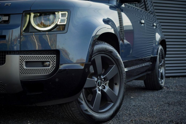 Land Rover Defender 3.0 D250 110 X-Dynamic HSE / Pano / Elektrische Trekhaak / Groot Navi / Stoelklima / Excl BTW