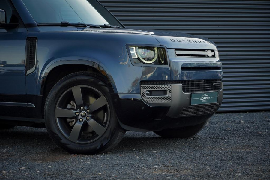 Land Rover Defender 3.0 D250 110 X-Dynamic HSE / Pano / Elektrische Trekhaak / Groot Navi / Stoelklima / Excl BTW