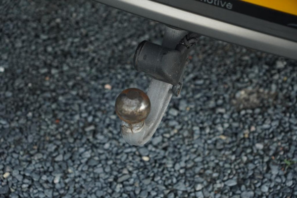 Land Rover Defender 3.0 D250 110 X-Dynamic HSE / Pano / Elektrische Trekhaak / Groot Navi / Stoelklima / Excl BTW