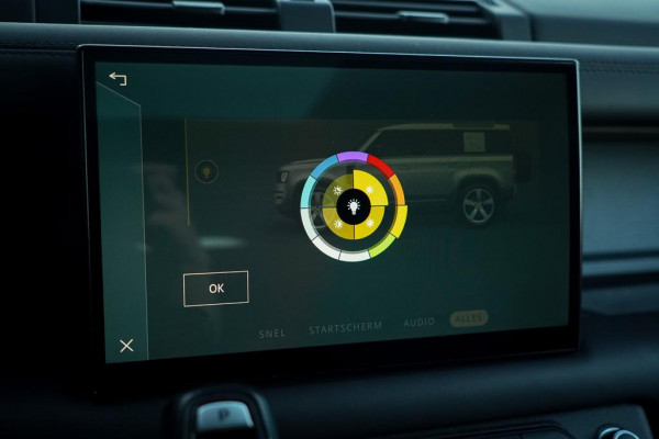 Land Rover Defender 3.0 D250 110 X-Dynamic HSE / Pano / Elektrische Trekhaak / Groot Navi / Stoelklima / Excl BTW