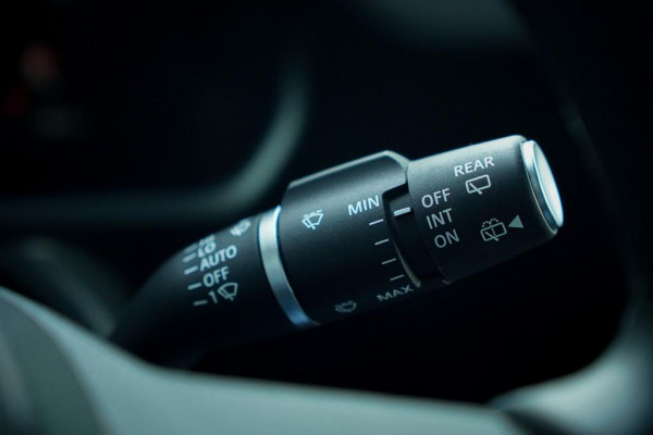 Land Rover Defender 3.0 D250 110 X-Dynamic HSE / Pano / Elektrische Trekhaak / Groot Navi / Stoelklima / Excl BTW