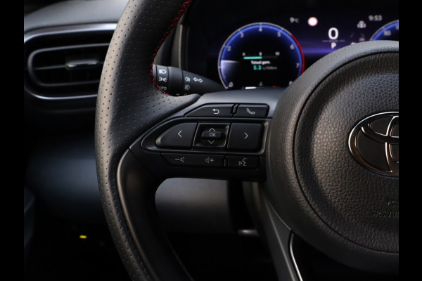 Toyota Yaris 1.5 Hybrid 130 GR Sport | Bi-Tone | Leder/Alcantara | Dodehoek