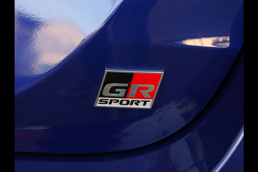 Toyota Yaris 1.5 Hybrid 130 GR Sport | Bi-Tone | Leder/Alcantara | Dodehoek