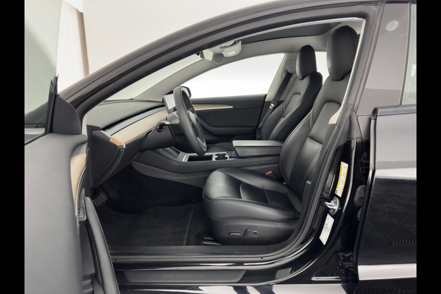 Tesla Model 3 Standard RWD Plus 60 kWh [ 3-Fase ] { SOH-90%} (INCL-BTW) Aut. *PANO | AUTO-PILOT | LUXURY-LEATHER | KEYLESS | FULL-LED | MEMORY-PACK | SURROUND-VIEW | DAB | CARPLAY | DIGI-COCKPIT | LANE-ASSIST | COMFORT-SEATS | 18"ALU*