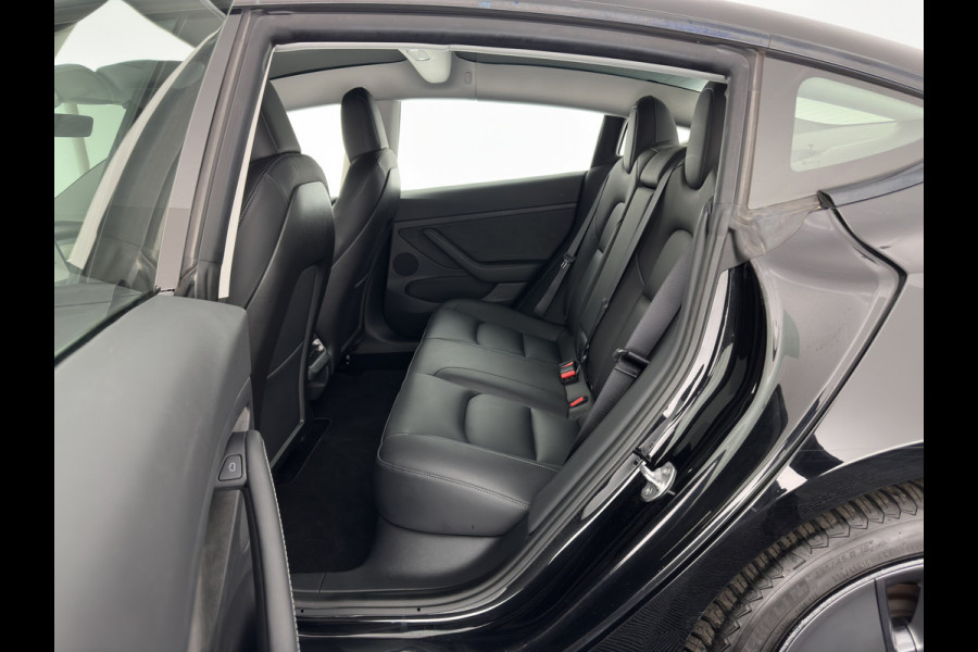 Tesla Model 3 Standard RWD Plus 60 kWh [ 3-Fase ] { SOH-90%} (INCL-BTW) Aut. *PANO | AUTO-PILOT | LUXURY-LEATHER | KEYLESS | FULL-LED | MEMORY-PACK | SURROUND-VIEW | DAB | CARPLAY | DIGI-COCKPIT | LANE-ASSIST | COMFORT-SEATS | 18"ALU*