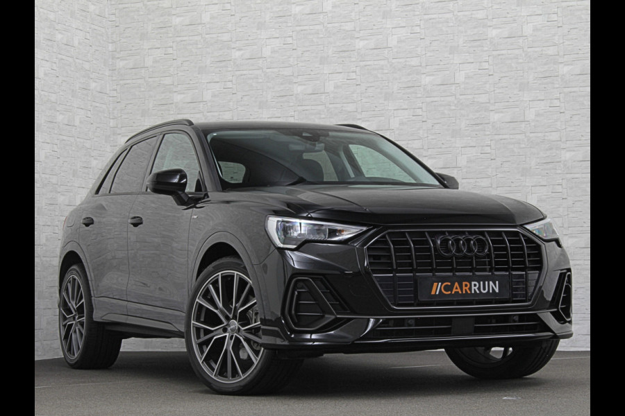 Audi Q3 45 TFSI e S-Line | ACC | Virtual-Cockpit | Standkachel | Sportstoelen | Getint-Glas | Black-Optic | Carplay | LED | Lane-Assist | Climate-Control | Stoelverwarming | Achteruitrij-Camera | DAB | BOVAG Garantie |