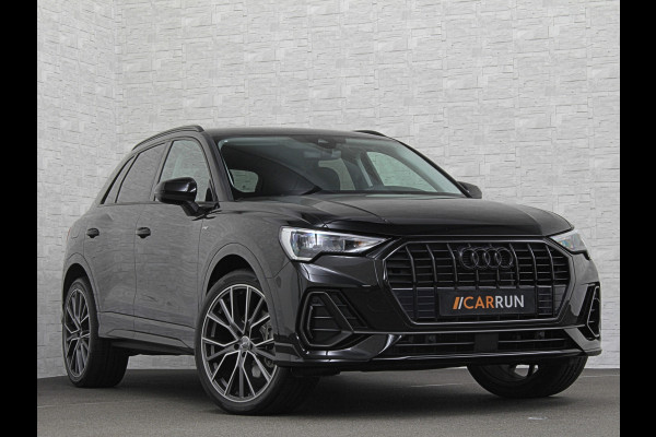 Audi Q3 45 TFSI e S-Line | ACC | Virtual-Cockpit | Standkachel | Sportstoelen | Getint-Glas | Black-Optic | Carplay | LED | Lane-Assist | Climate-Control | Stoelverwarming | Achteruitrij-Camera | DAB | BOVAG Garantie |