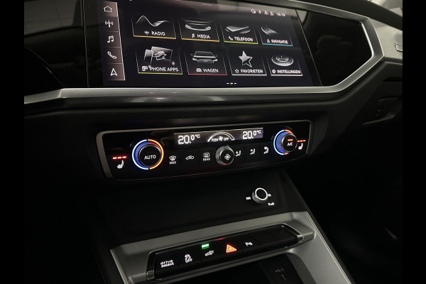 Audi Q3 45 TFSI e S-Line | ACC | Virtual-Cockpit | Standkachel | Sportstoelen | Getint-Glas | Black-Optic | Carplay | LED | Lane-Assist | Climate-Control | Stoelverwarming | Achteruitrij-Camera | DAB | BOVAG Garantie |