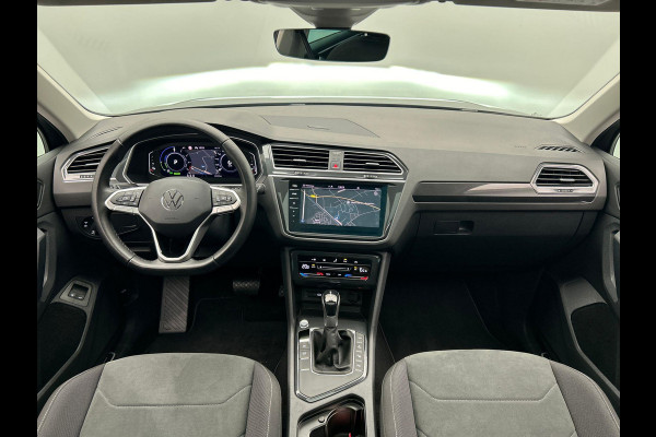 Volkswagen Tiguan 1.4 TSI eHybrid Plug-in Pano/dak Camera Adaptieve/Cruise Apple/Carplay