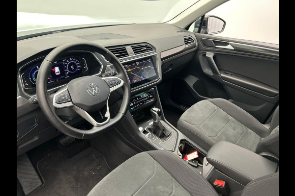 Volkswagen Tiguan 1.4 TSI eHybrid Plug-in Pano/dak Camera Adaptieve/Cruise Apple/Carplay