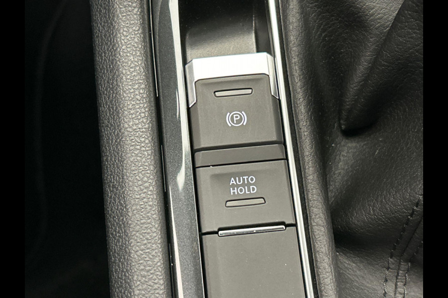 Volkswagen Tiguan 1.4 TSI eHybrid Plug-in Pano/dak Camera Adaptieve/Cruise Apple/Carplay