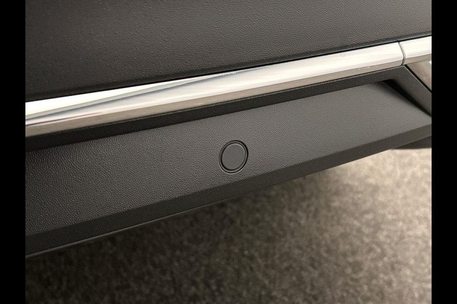 Volkswagen Tiguan 1.4 TSI eHybrid Plug-in Pano/dak Camera Adaptieve/Cruise Apple/Carplay