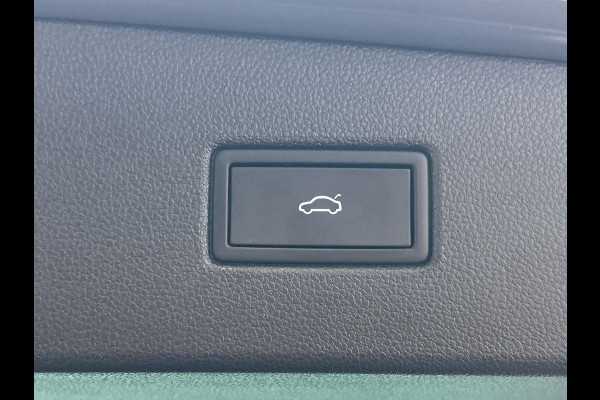 Volkswagen Tiguan 1.4 TSI eHybrid Plug-in Pano/dak Camera Adaptieve/Cruise Apple/Carplay