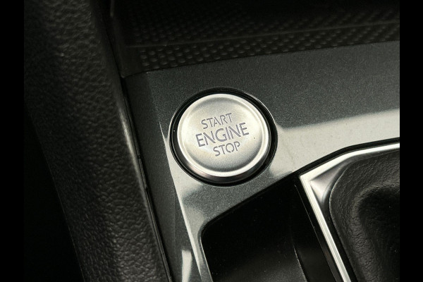 Volkswagen Tiguan 1.4 TSI eHybrid Plug-in Pano/dak Camera Adaptieve/Cruise Apple/Carplay