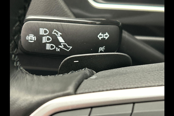 Volkswagen Tiguan 1.4 TSI eHybrid Plug-in Pano/dak Camera Adaptieve/Cruise Apple/Carplay