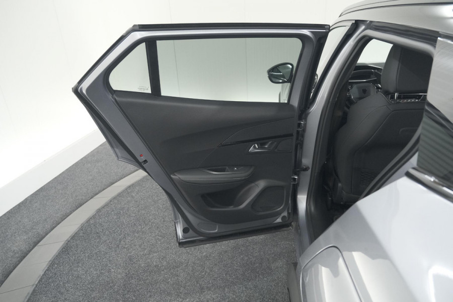 Peugeot 2008 PureTech 130 EAT8 GT | 360 Camera | Stoelmassage | Adaptieve Cruise Control | Dodehoekdetectie
