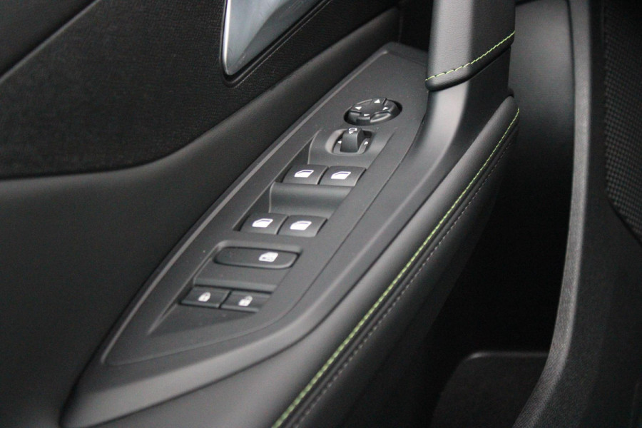 Peugeot 308 1.2 Hybrid 145PK e-DCS6 GT | PANORAMISCH SCHUIF/KANTEL DAK | FOCAL AUDIO SYSTEM | AFNEEMBARE TREKHAAK | LED MATRIX KOPLAMPEN | 360° CAMERA | DRAADLOZE APPLE CARPLAY/ANDROID AUTO | DRAADLOZE TELEFOONLADER | ELEKTRISCH BEDIENBARE BESTUURDERSSTOEL | LEDEREN/ALCANTARA BEKLEDING | STOEL/STUUR VERWARMING | ADAPTIVE CRUISE CONTROL | KEYLESS ENTRY/START | DODEHOEK DETECTIE |