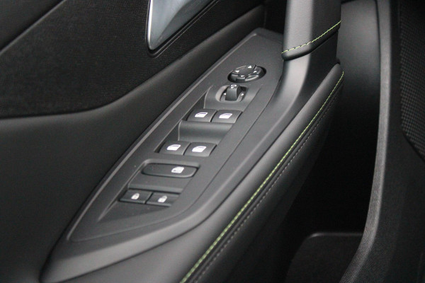 Peugeot 308 1.2 Hybrid 145PK e-DCS6 GT | PANORAMISCH SCHUIF/KANTEL DAK | FOCAL AUDIO SYSTEM | AFNEEMBARE TREKHAAK | LED MATRIX KOPLAMPEN | 360° CAMERA | DRAADLOZE APPLE CARPLAY/ANDROID AUTO | DRAADLOZE TELEFOONLADER | ELEKTRISCH BEDIENBARE BESTUURDERSSTOEL | LEDEREN/ALCANTARA BEKLEDING | STOEL/STUUR VERWARMING | ADAPTIVE CRUISE CONTROL | KEYLESS ENTRY/START | DODEHOEK DETECTIE |