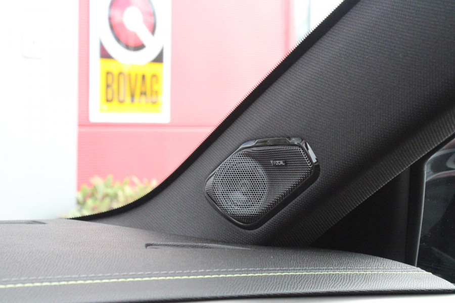 Peugeot 308 1.2 Hybrid 145PK e-DCS6 GT | PANORAMISCH SCHUIF/KANTEL DAK | FOCAL AUDIO SYSTEM | AFNEEMBARE TREKHAAK | LED MATRIX KOPLAMPEN | 360° CAMERA | DRAADLOZE APPLE CARPLAY/ANDROID AUTO | DRAADLOZE TELEFOONLADER | ELEKTRISCH BEDIENBARE BESTUURDERSSTOEL | LEDEREN/ALCANTARA BEKLEDING | STOEL/STUUR VERWARMING | ADAPTIVE CRUISE CONTROL | KEYLESS ENTRY/START | DODEHOEK DETECTIE |