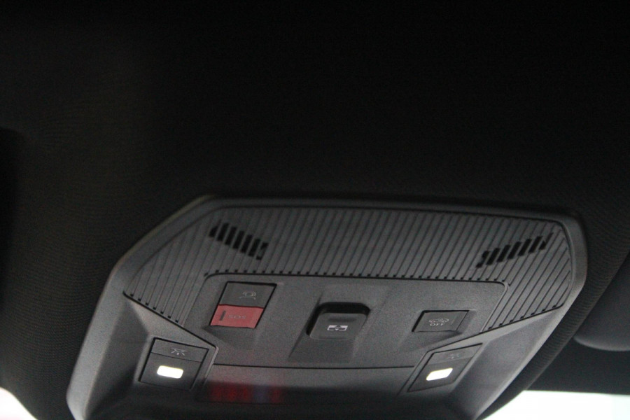 Peugeot 308 1.2 Hybrid 145PK e-DCS6 GT | PANORAMISCH SCHUIF/KANTEL DAK | FOCAL AUDIO SYSTEM | AFNEEMBARE TREKHAAK | LED MATRIX KOPLAMPEN | 360° CAMERA | DRAADLOZE APPLE CARPLAY/ANDROID AUTO | DRAADLOZE TELEFOONLADER | ELEKTRISCH BEDIENBARE BESTUURDERSSTOEL | LEDEREN/ALCANTARA BEKLEDING | STOEL/STUUR VERWARMING | ADAPTIVE CRUISE CONTROL | KEYLESS ENTRY/START | DODEHOEK DETECTIE |