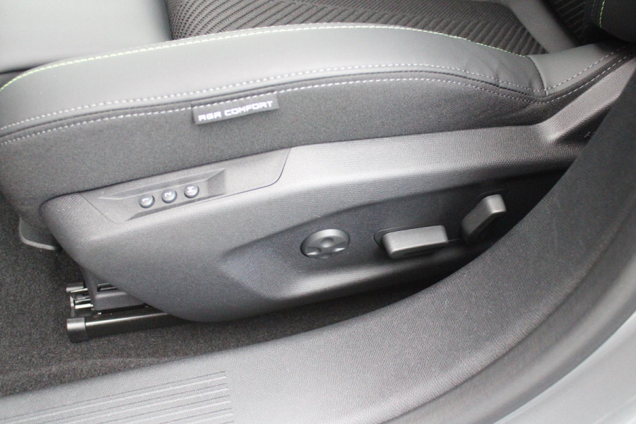 Peugeot 308 1.2 Hybrid 145PK e-DCS6 GT | PANORAMISCH SCHUIF/KANTEL DAK | FOCAL AUDIO SYSTEM | AFNEEMBARE TREKHAAK | LED MATRIX KOPLAMPEN | 360° CAMERA | DRAADLOZE APPLE CARPLAY/ANDROID AUTO | DRAADLOZE TELEFOONLADER | ELEKTRISCH BEDIENBARE BESTUURDERSSTOEL | LEDEREN/ALCANTARA BEKLEDING | STOEL/STUUR VERWARMING | ADAPTIVE CRUISE CONTROL | KEYLESS ENTRY/START | DODEHOEK DETECTIE |