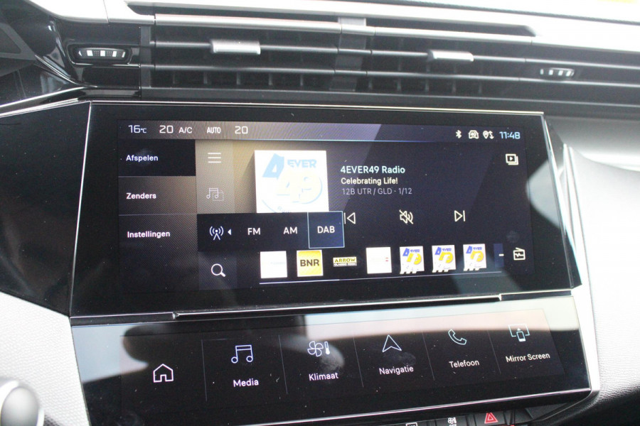 Peugeot 308 1.2 Hybrid 145PK e-DCS6 GT | PANORAMISCH SCHUIF/KANTEL DAK | FOCAL AUDIO SYSTEM | AFNEEMBARE TREKHAAK | LED MATRIX KOPLAMPEN | 360° CAMERA | DRAADLOZE APPLE CARPLAY/ANDROID AUTO | DRAADLOZE TELEFOONLADER | ELEKTRISCH BEDIENBARE BESTUURDERSSTOEL | LEDEREN/ALCANTARA BEKLEDING | STOEL/STUUR VERWARMING | ADAPTIVE CRUISE CONTROL | KEYLESS ENTRY/START | DODEHOEK DETECTIE |