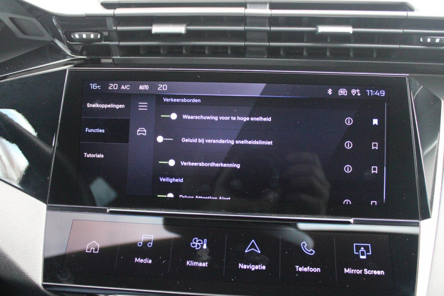 Peugeot 308 1.2 Hybrid 145PK e-DCS6 GT | PANORAMISCH SCHUIF/KANTEL DAK | FOCAL AUDIO SYSTEM | AFNEEMBARE TREKHAAK | LED MATRIX KOPLAMPEN | 360° CAMERA | DRAADLOZE APPLE CARPLAY/ANDROID AUTO | DRAADLOZE TELEFOONLADER | ELEKTRISCH BEDIENBARE BESTUURDERSSTOEL | LEDEREN/ALCANTARA BEKLEDING | STOEL/STUUR VERWARMING | ADAPTIVE CRUISE CONTROL | KEYLESS ENTRY/START | DODEHOEK DETECTIE |