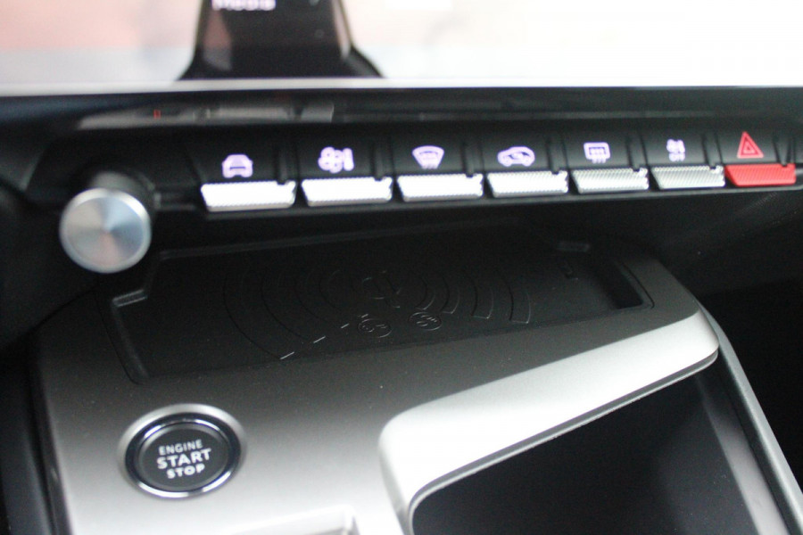 Peugeot 308 1.2 Hybrid 145PK e-DCS6 GT | PANORAMISCH SCHUIF/KANTEL DAK | FOCAL AUDIO SYSTEM | AFNEEMBARE TREKHAAK | LED MATRIX KOPLAMPEN | 360° CAMERA | DRAADLOZE APPLE CARPLAY/ANDROID AUTO | DRAADLOZE TELEFOONLADER | ELEKTRISCH BEDIENBARE BESTUURDERSSTOEL | LEDEREN/ALCANTARA BEKLEDING | STOEL/STUUR VERWARMING | ADAPTIVE CRUISE CONTROL | KEYLESS ENTRY/START | DODEHOEK DETECTIE |