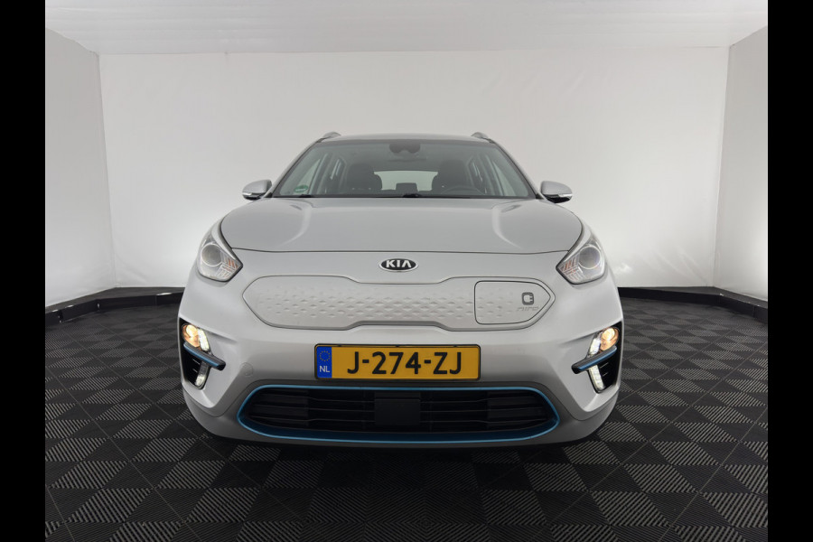 Kia e-Niro DynamicLine 64 kWh [ 3-Fase ] { SOH-100% } (INCL-BTW) Aut. *HEATPUMP | LEATHER-FABRIC | NAVI-FULLMAP | AMBIENT-LIGHT | DAB+ | ADAPTIVE-CRUISE | CAMERA | HEATED-COMFORTSEATS | KEYLESS | DIGI-COCKPIT | SHIFT-PADDLES | CARPLAY | 17"ALU*
