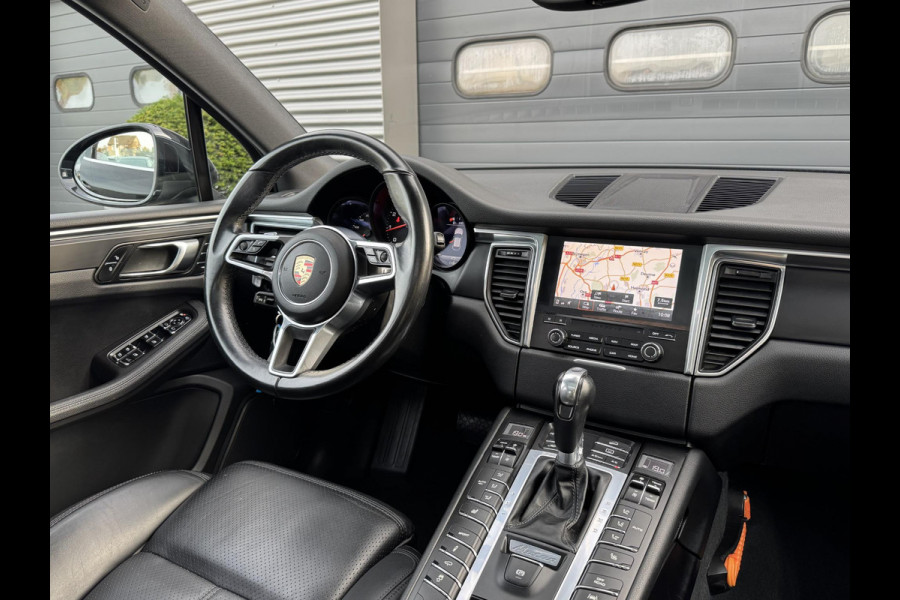 Porsche Macan 2.0 | Panoramadak | Adaptive Cruise Control | Camera | Navigatie | Bose | Elektrische Achterklep |