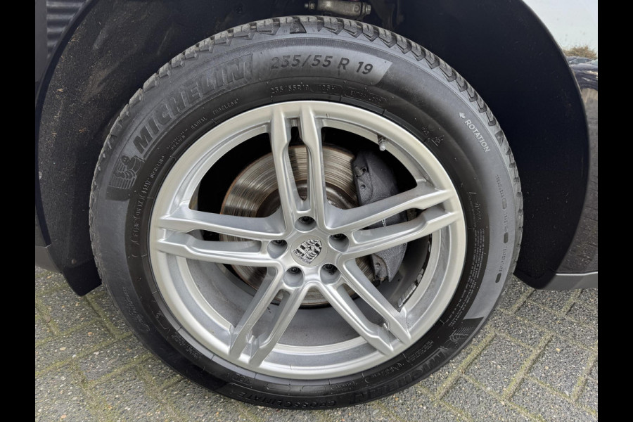 Porsche Macan 2.0 | Panoramadak | Adaptive Cruise Control | Camera | Navigatie | Bose | Elektrische Achterklep |
