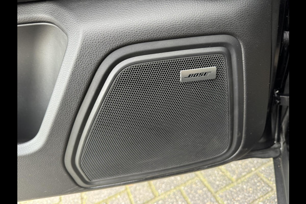 Porsche Macan 2.0 | Panoramadak | Adaptive Cruise Control | Camera | Navigatie | Bose | Elektrische Achterklep |