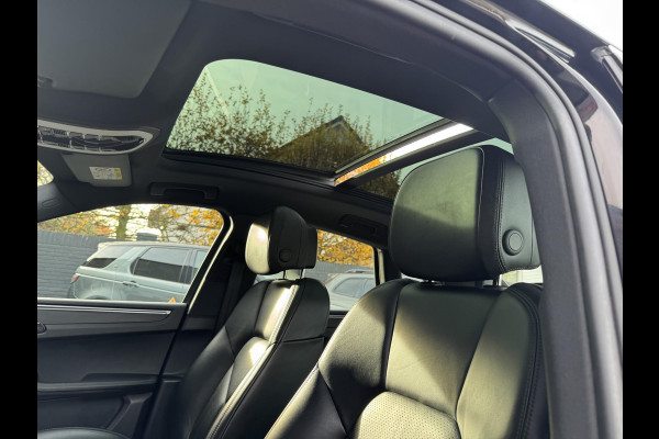 Porsche Macan 2.0 | Panoramadak | Adaptive Cruise Control | Camera | Navigatie | Bose | Elektrische Achterklep |