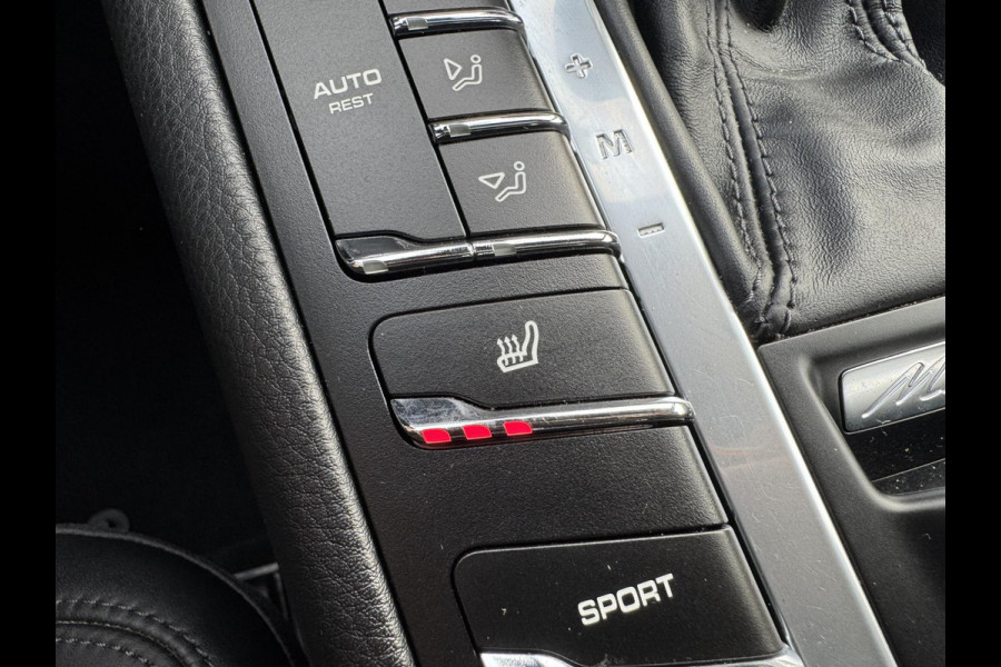 Porsche Macan 2.0 | Panoramadak | Adaptive Cruise Control | Camera | Navigatie | Bose | Elektrische Achterklep |