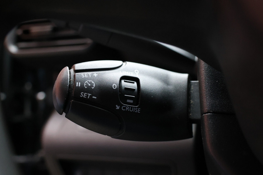 Citroën Berlingo 1.5 BlueHDi | Blind Spot | CarPlay | Camera | Navigatie | 3-Zitter | Cruise control | PDC V+A | Airco | Dealer onderhouden | Nieuwe APK | Euro 6