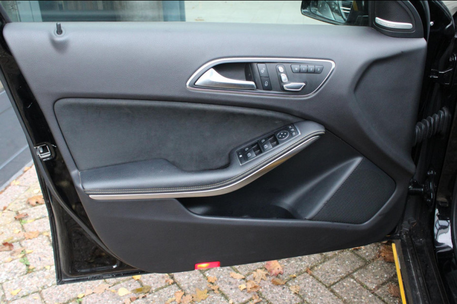 Mercedes-Benz A-Klasse AMG 45 4MATIC / Yellow Night Edition/Schaalstoelen