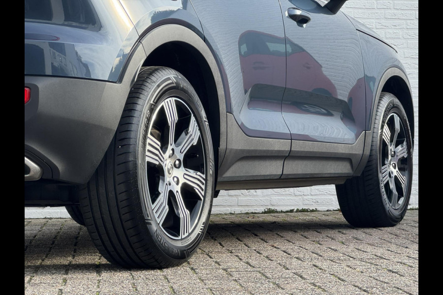 Volvo XC40 1.5 T3 Inscription Camera Carplay Trekhaak Led Adaptive cruise Leder Keyless