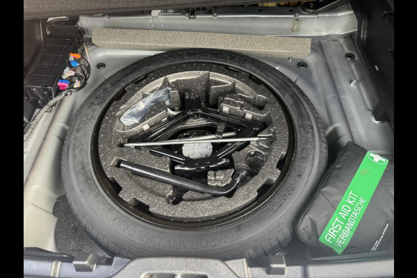 Volvo XC40 1.5 T3 Inscription Camera Carplay Trekhaak Led Adaptive cruise Leder Keyless