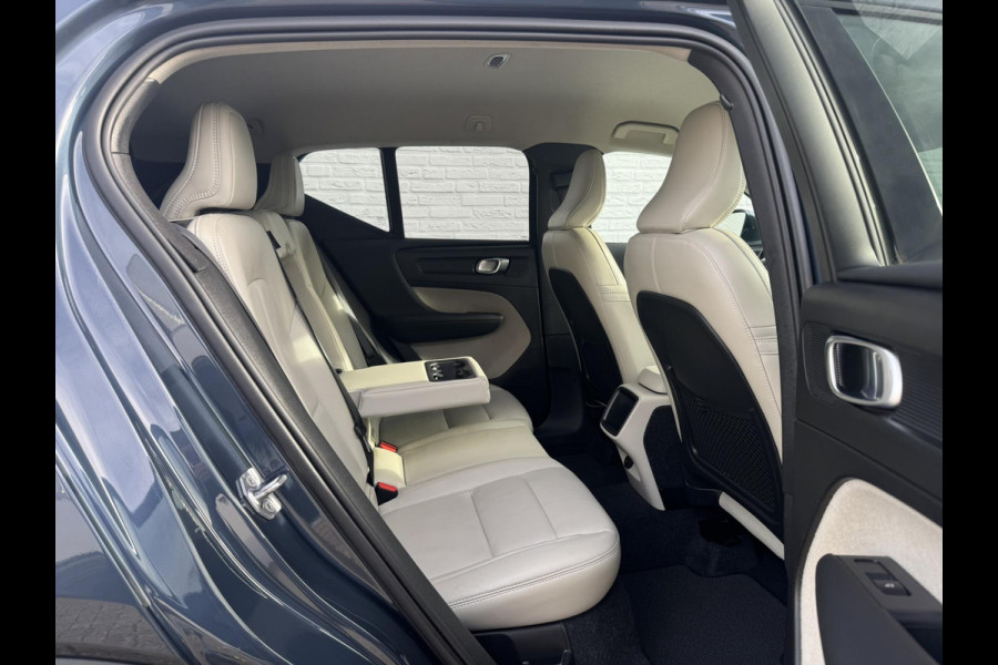 Volvo XC40 1.5 T3 Inscription Camera Carplay Trekhaak Led Adaptive cruise Leder Keyless
