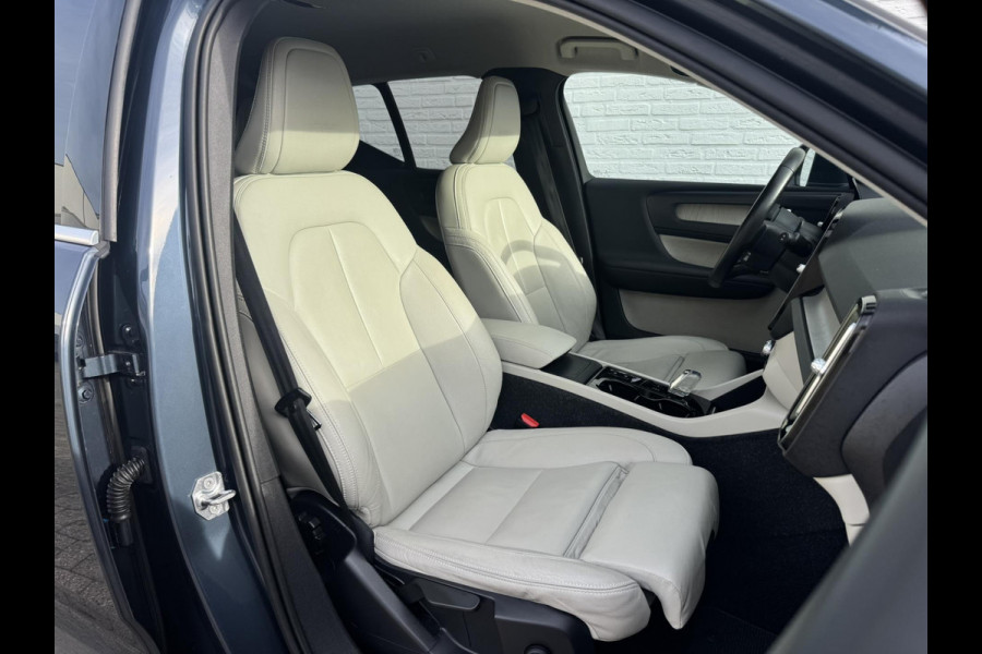 Volvo XC40 1.5 T3 Inscription Camera Carplay Trekhaak Led Adaptive cruise Leder Keyless