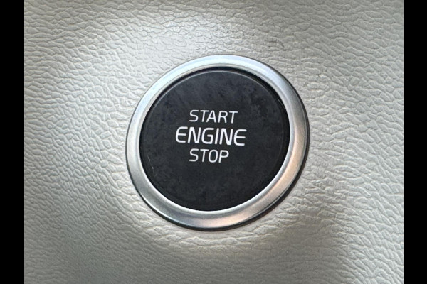 Volvo XC40 1.5 T3 Inscription Camera Carplay Trekhaak Led Adaptive cruise Leder Keyless