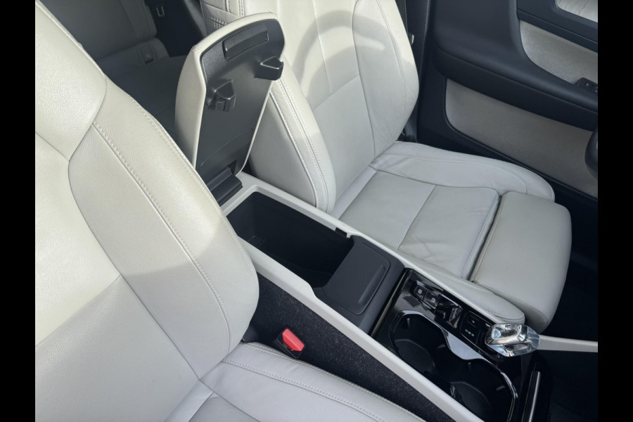 Volvo XC40 1.5 T3 Inscription Camera Carplay Trekhaak Led Adaptive cruise Leder Keyless