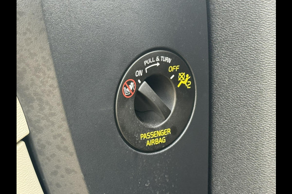 Volvo XC40 1.5 T3 Inscription Camera Carplay Trekhaak Led Adaptive cruise Leder Keyless