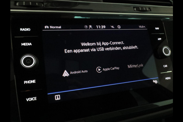 Volkswagen Tiguan 1.5 TSI Life 150 pk Automaat (DSG) | Navigatie | Panoramadak | Parkeersensoren | Achteruitrijcamera | Stoelverwarming | Adaptieve cruise control |