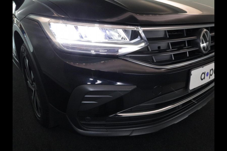 Volkswagen Tiguan 1.5 TSI Life 150 pk Automaat (DSG) | Navigatie | Panoramadak | Parkeersensoren | Achteruitrijcamera | Stoelverwarming | Adaptieve cruise control |