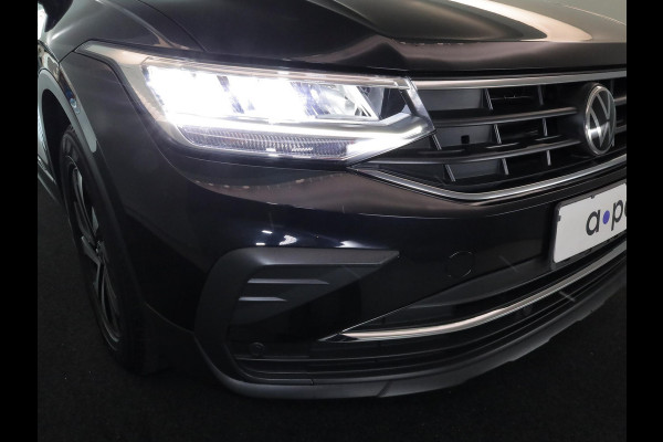Volkswagen Tiguan 1.5 TSI Life 150 pk Automaat (DSG) | Navigatie | Panoramadak | Parkeersensoren | Achteruitrijcamera | Stoelverwarming | Adaptieve cruise control |