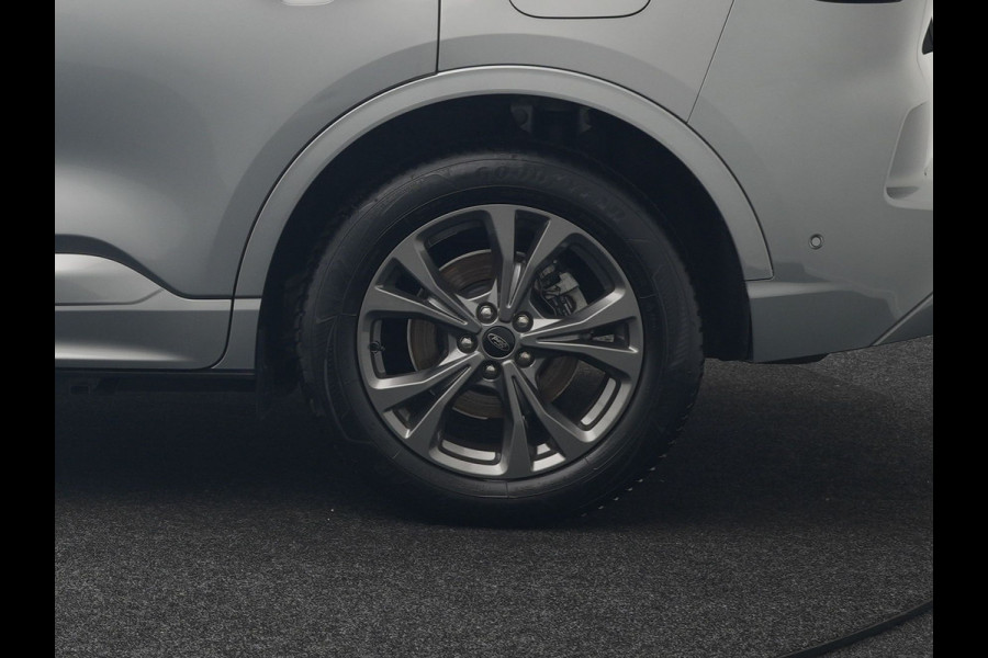 Ford Kuga 2.5 ST-Line Plug In Hybrid 225pk Dealer O.H. PHEV | Adaptive Cruise | Head Up | 360 Camera | Sportstoelen & Stuur Verwarmd | Apple Carplay | Keyless | Blis | Virtual | Navigatie | DAB |