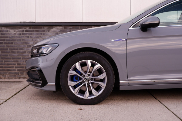 Volkswagen Passat Variant 1.4 TSI PHEV GTE Business | Elek Trekhaak | Virtual | LED | Camera | Carplay | Navi